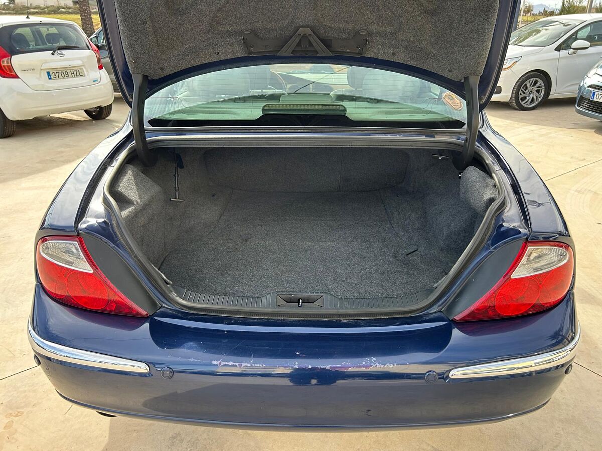 JAGUAR S TYPE 3.0 EXECUTIVE AUTO SPANISH LHD IN SPAIN 100000 MILES SUPERB 2001